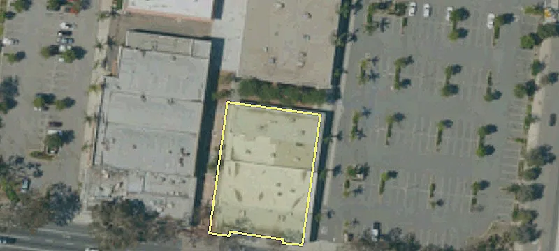 555 Corona Mall