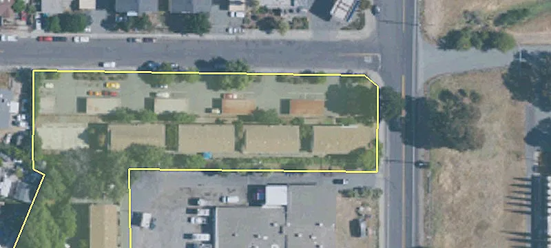 1 Skipper Rd, Unit 25