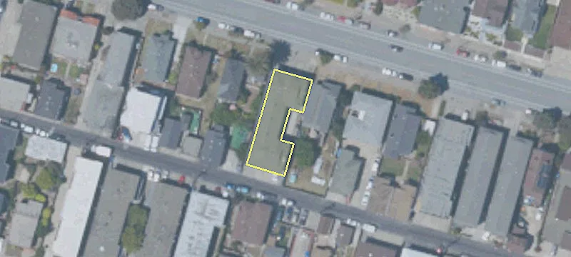 555 Grand Ave