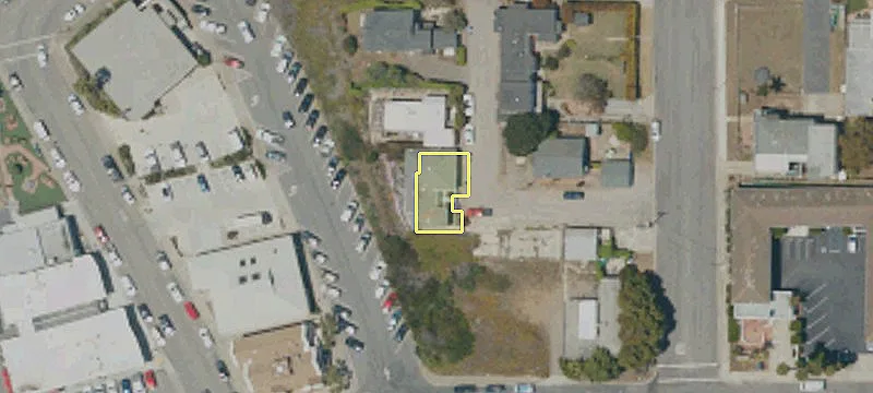 961 Pelican Pl