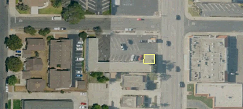 605 Broadway