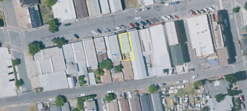 18 Main St