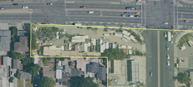 3102 Moorpark Ave