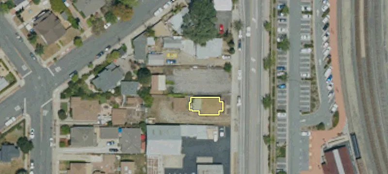 1925 Santa Barbara Ave