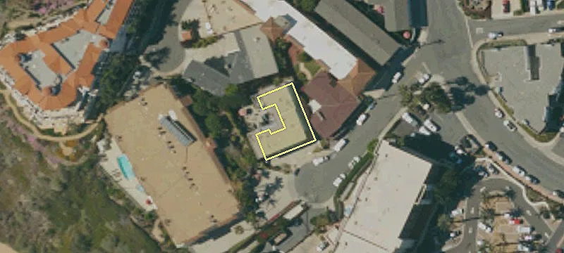 408 Corto Ln