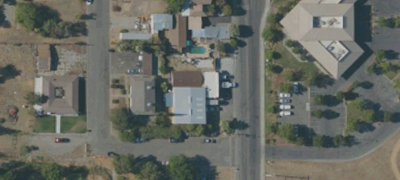 890 Marguerite Ave