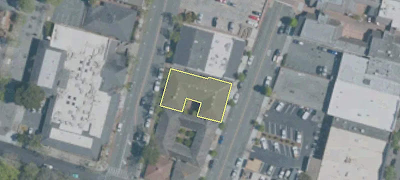 480 Calle Principal