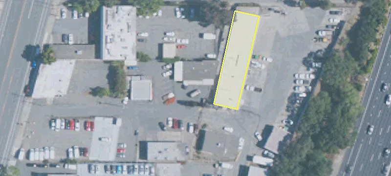 2660 Main St
