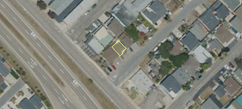 3240 Main St