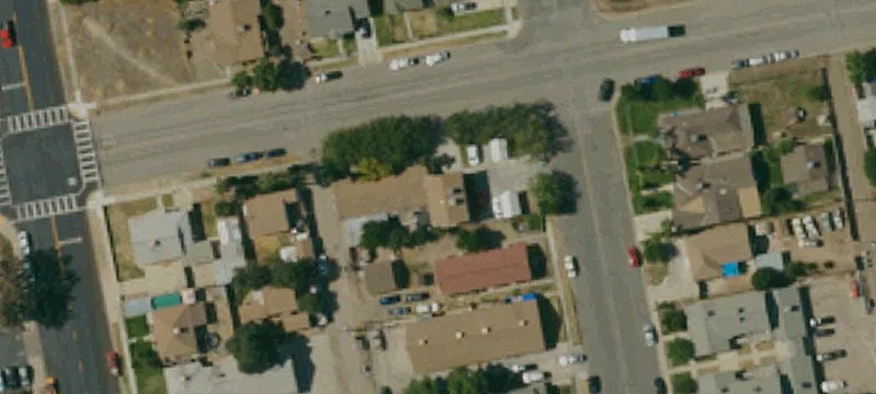 1016 12th 7th Ave