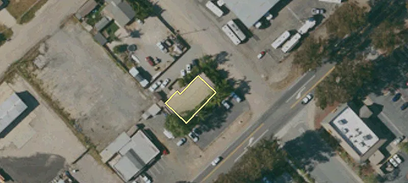 2005 Main St