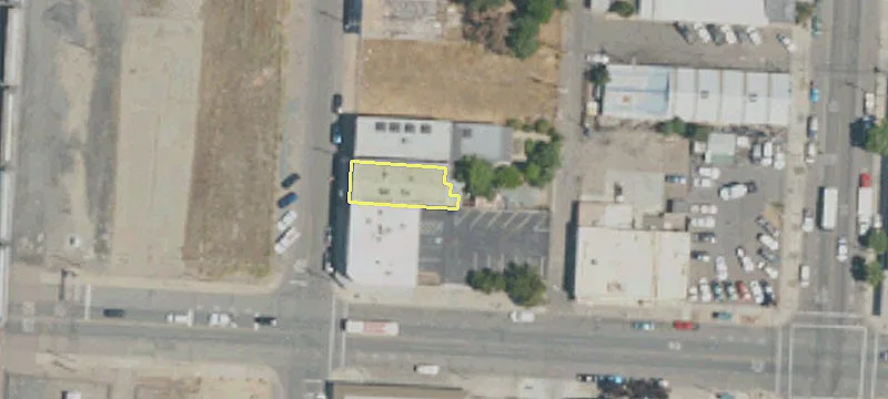 4 Main St