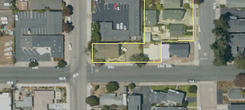 305 Marina St