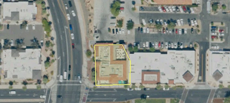 73040 El Paseo