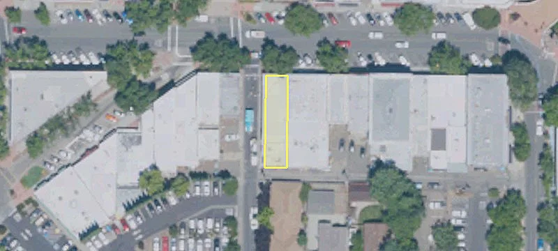 500 Main St