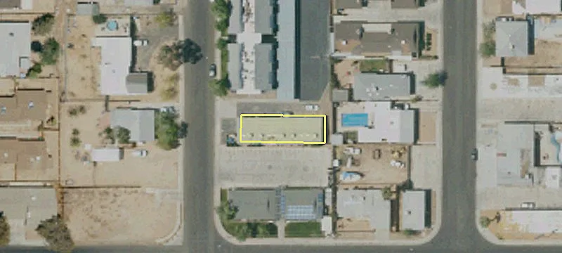 704 Sanders St