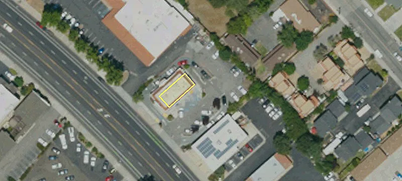 7385 El Camino Real