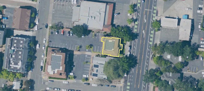 635 Broadway