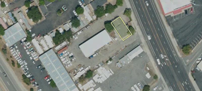 8900 El Camino Real