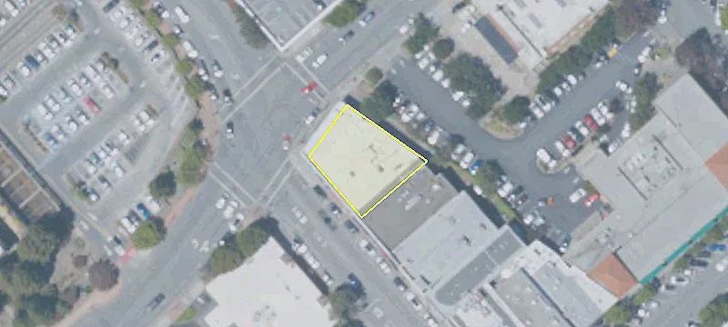 211 San Mateo Dr