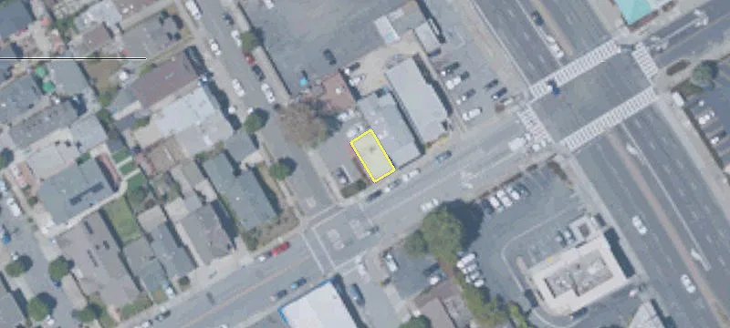 680 Jenevein Ave