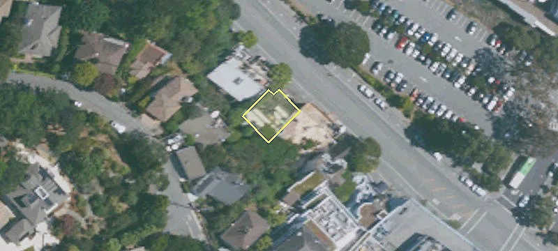 819 Bridgeway