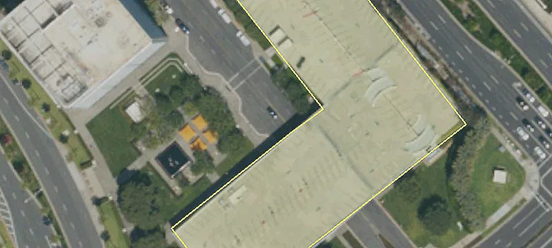 600 Newport Ctr Dr