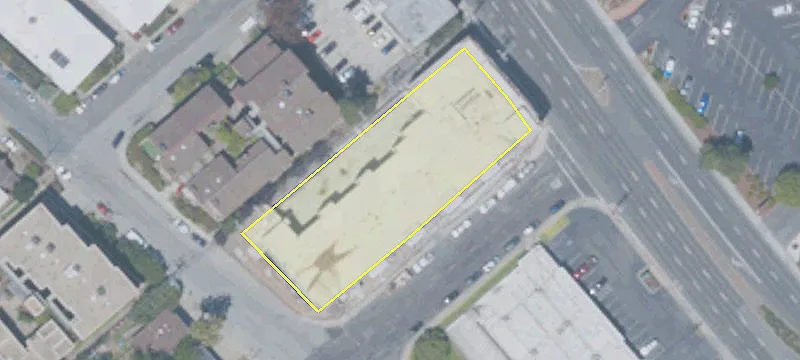 26 El Camino Real