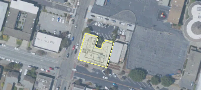 472 Grand Ave