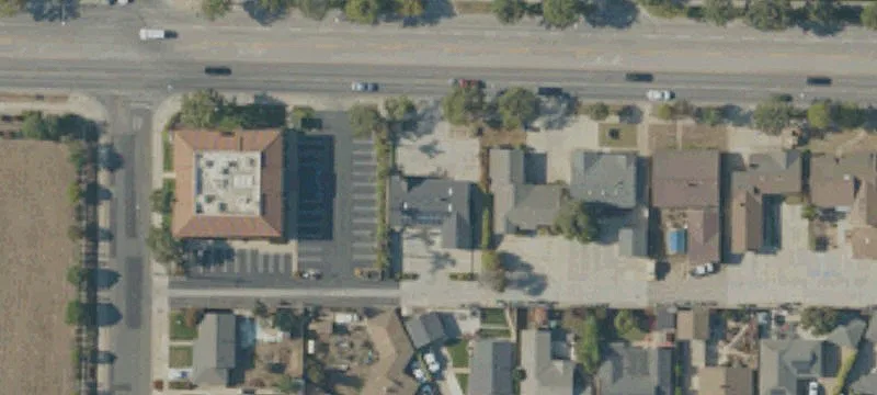 912 Main St