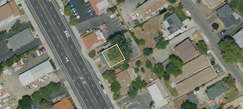 7735 El Camino Real