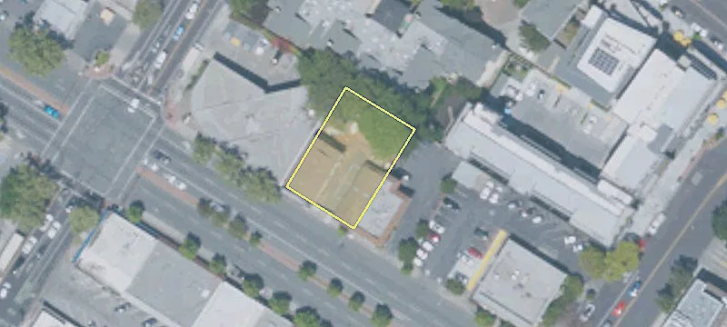 1166 El Camino Real