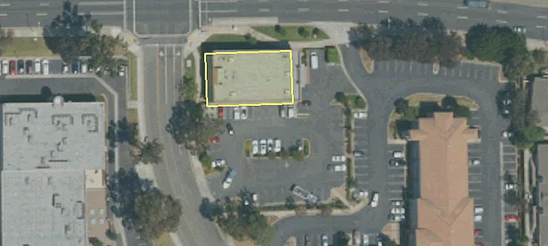3000 Imperial Hwy