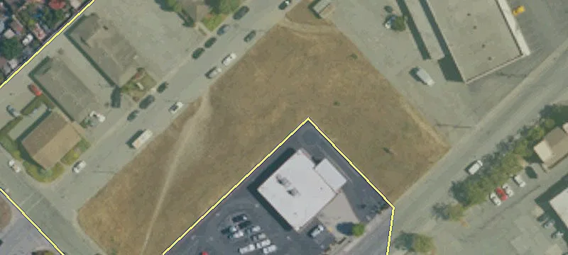 75 Mariposa Ave