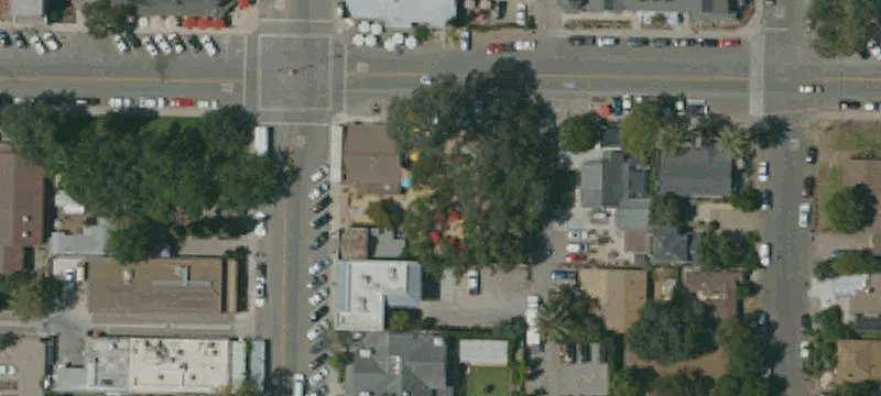 2890 Grand Ave