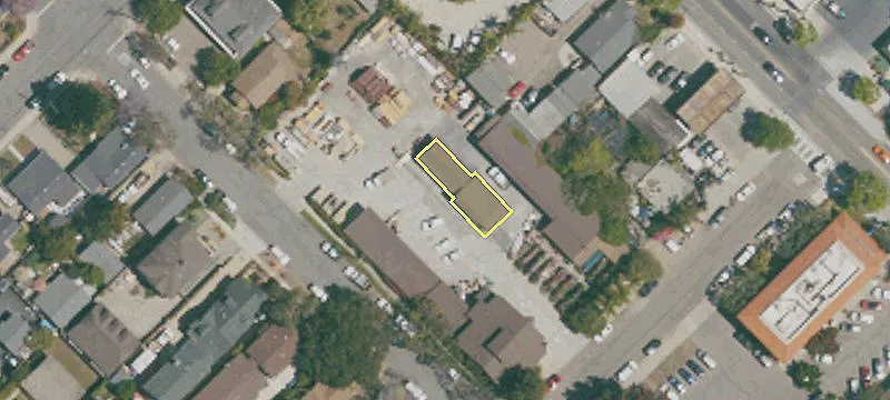 915 Elm Ave