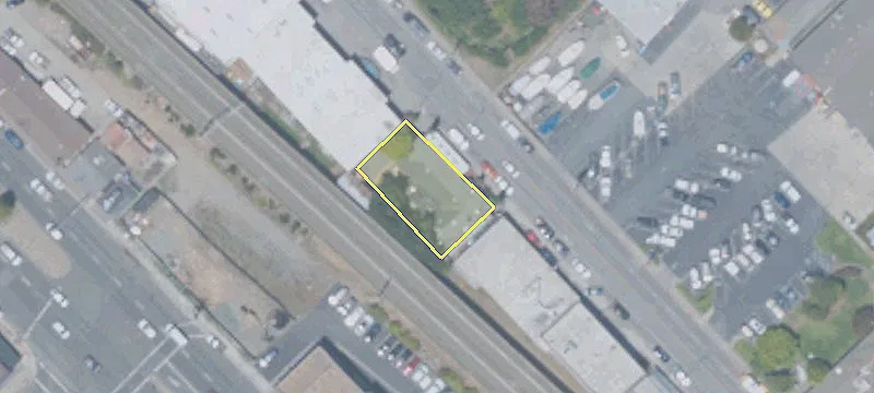 1410 Old County Rd