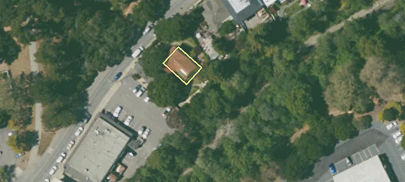 2420 Main St