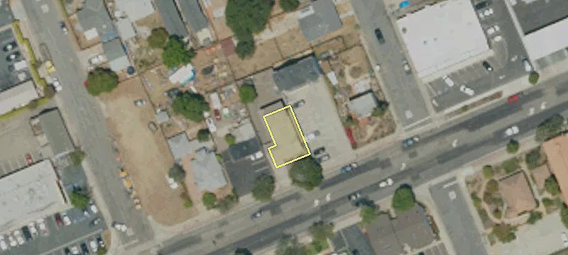 710 Grand Ave