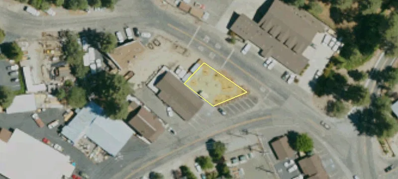 54240 Pne Crst Ave