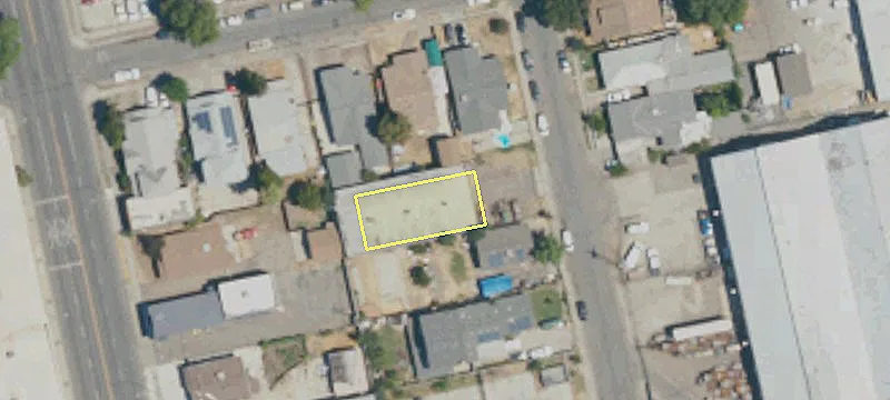 1147 School Ave