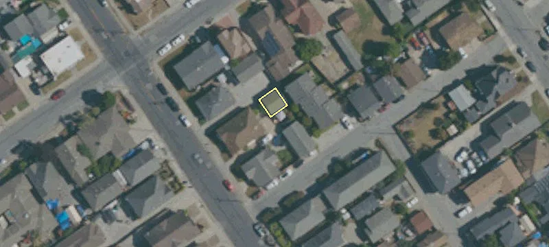136 Sudden St, Unit B