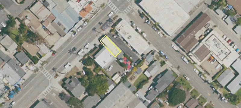 666 Linden Ave