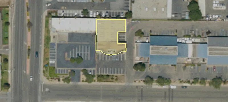 1141 Tama Ln