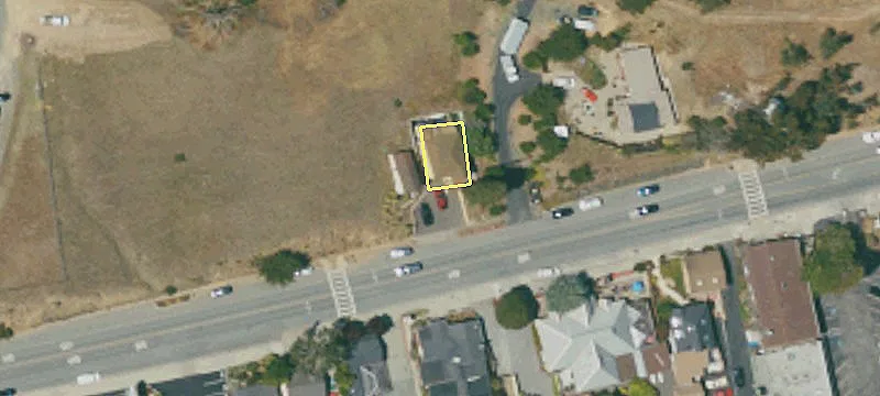 1985 Main St
