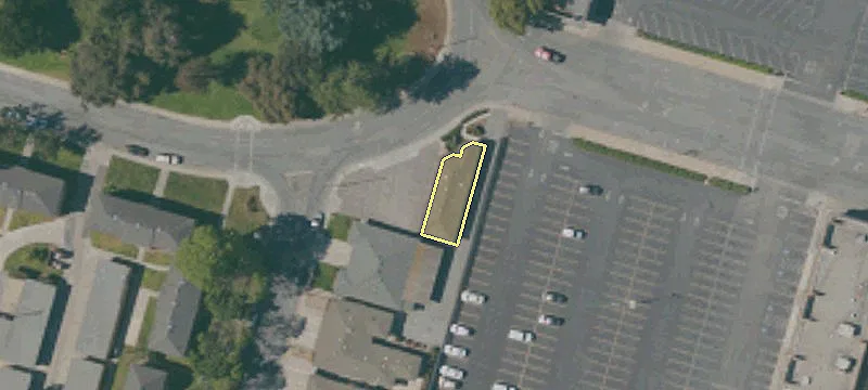 41 Romie Ln