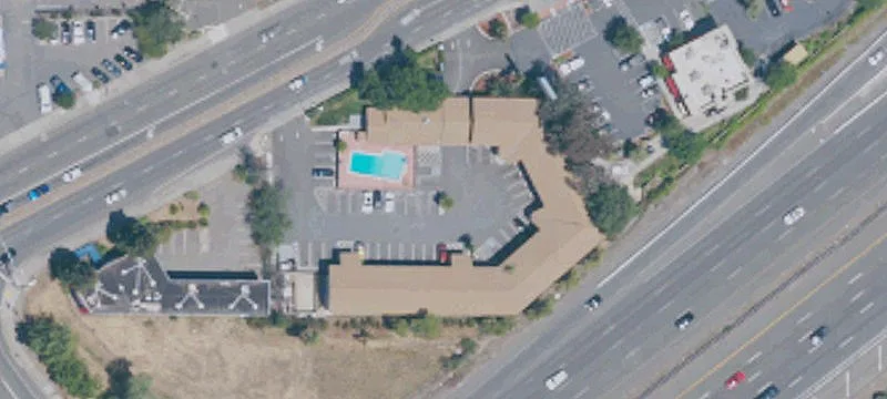 1420 Monte Vis Ave