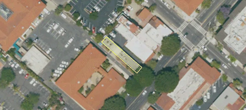 123 Carrillo St