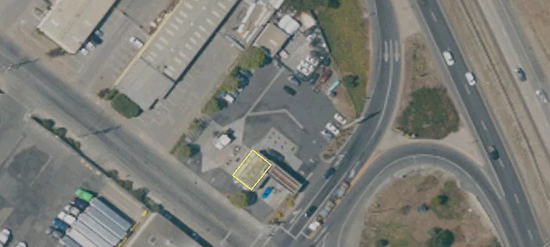 690 Airport Blvd