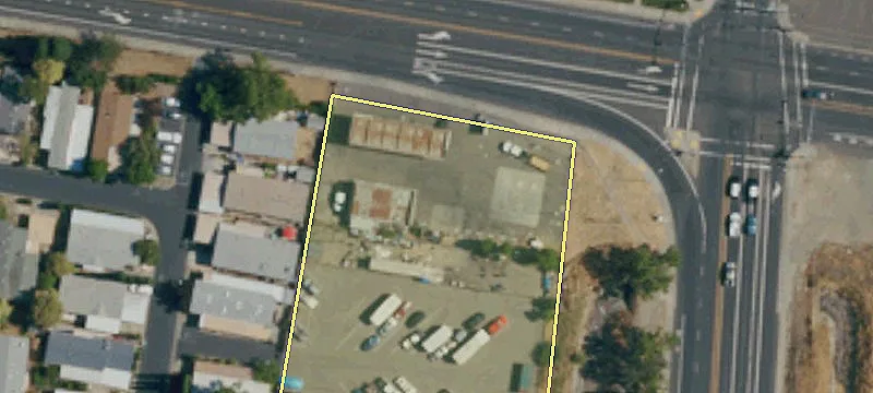 1001 Sacramento Ave